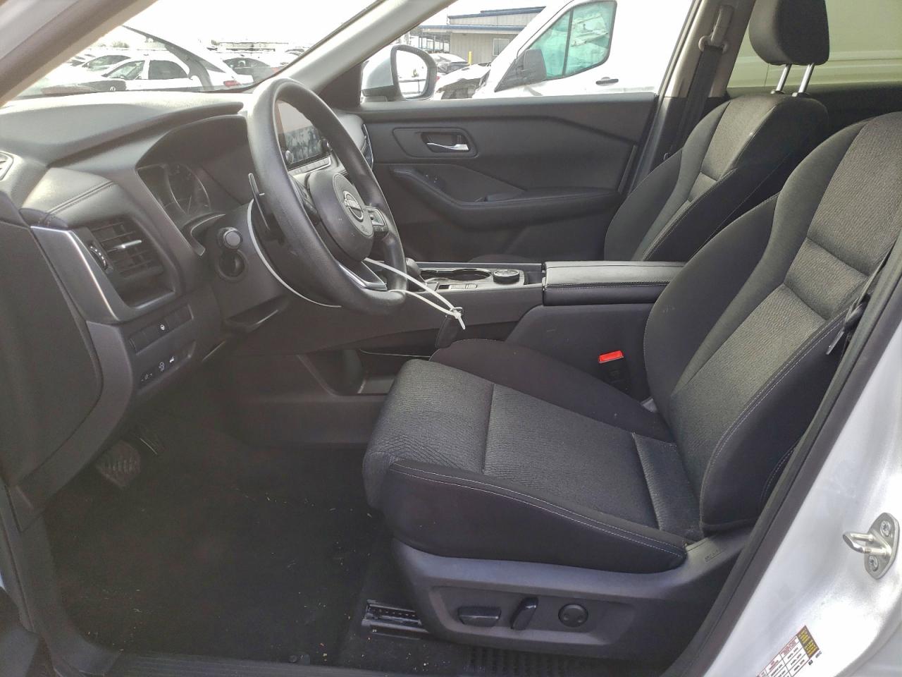 2024 NISSAN ROGUE SV photo 19