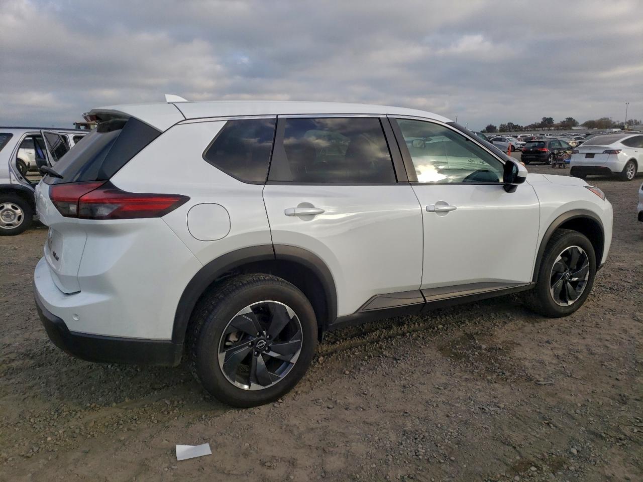 2024 NISSAN ROGUE SV photo 7