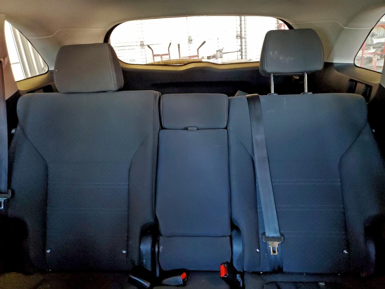 2017 KIA SORENTO LX photo 10