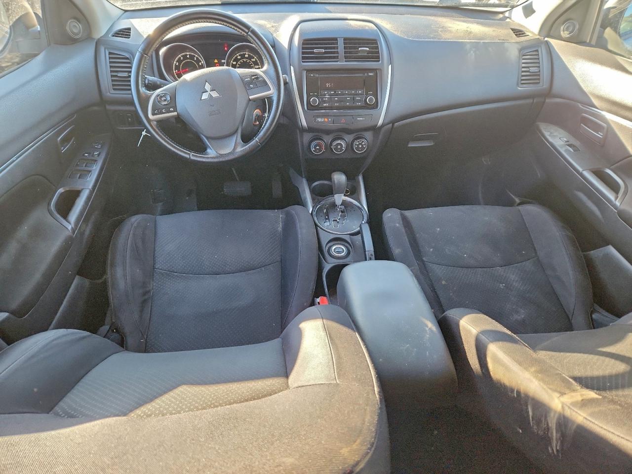 2014 MITSUBISHI OUTLANDER SPORT ES photo 15