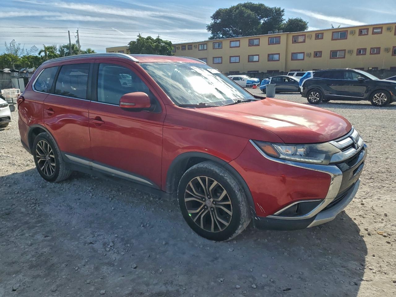 2017 MITSUBISHI OUTLANDER SE photo 10