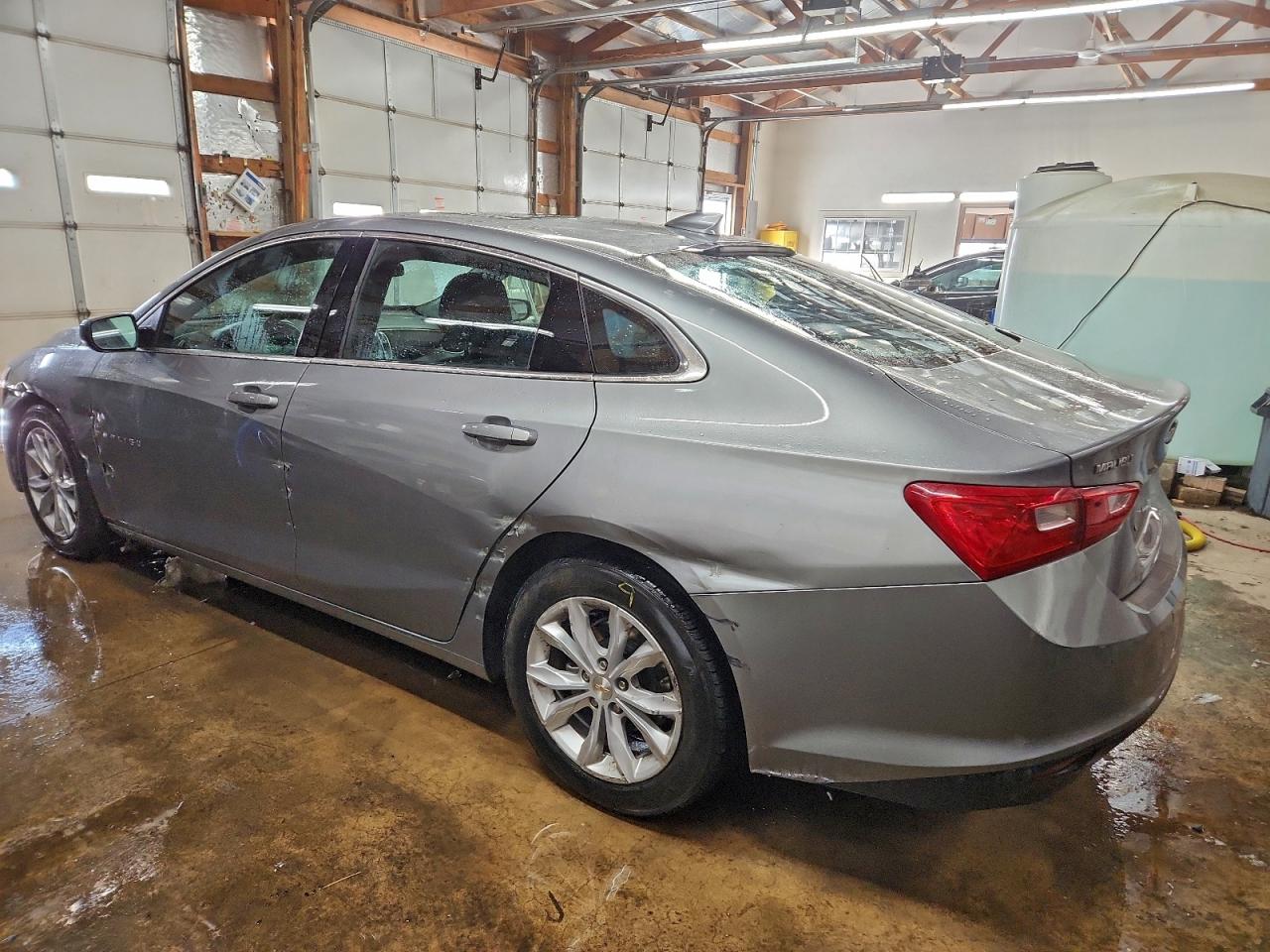 2024 CHEVROLET MALIBU LT photo 2