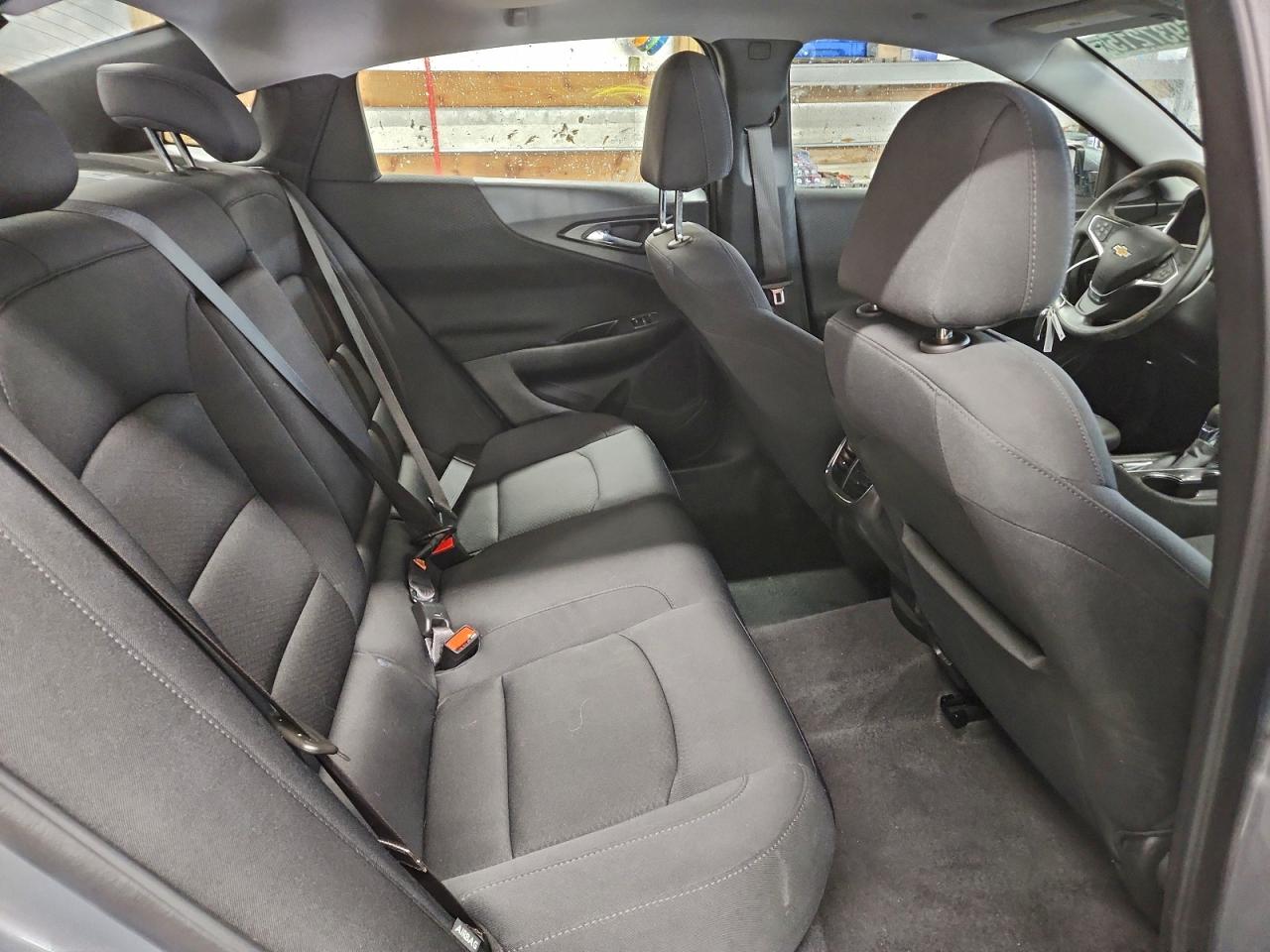 2024 CHEVROLET MALIBU LT photo 10