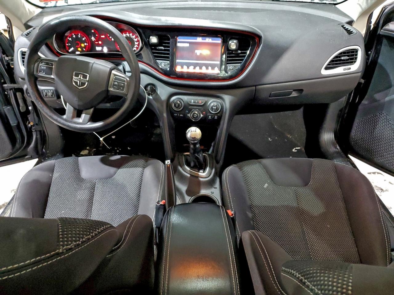 2015 DODGE DART SXT photo 8