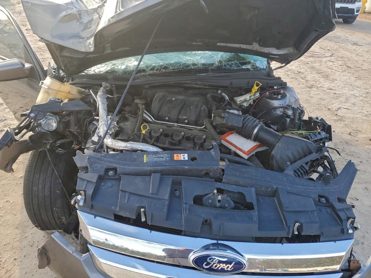 2010 FORD FUSION SEL photo 11