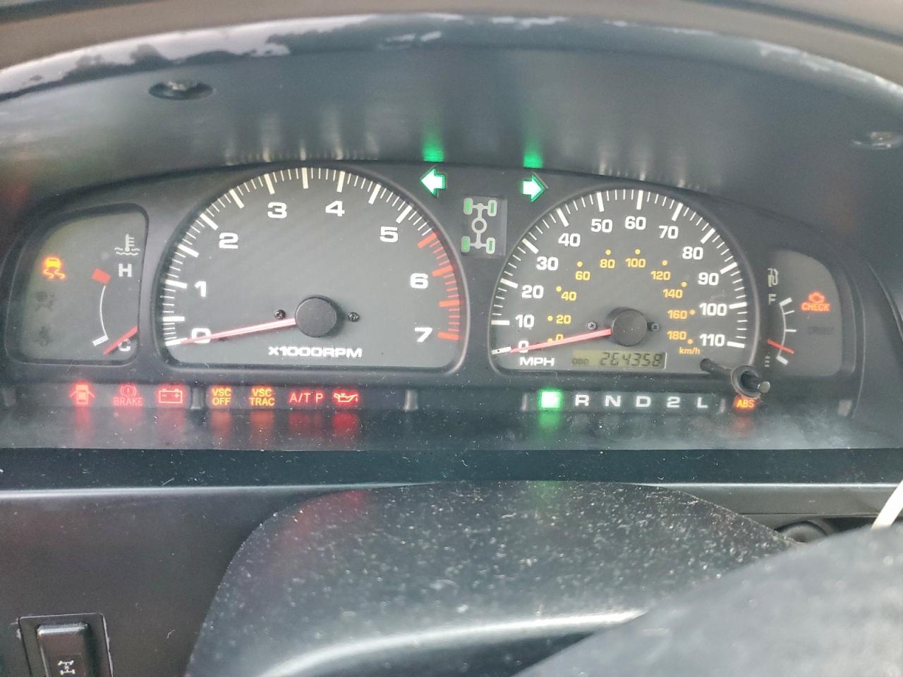 2002 TOYOTA 4RUNNER SR5 photo 9