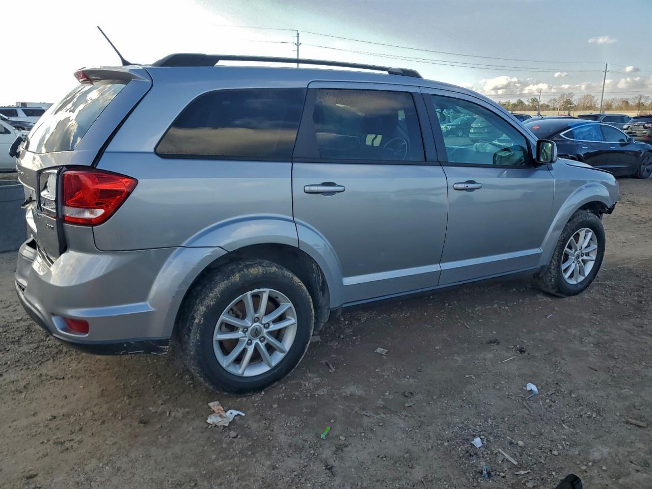 2018 DODGE JOURNEY SXT photo 3