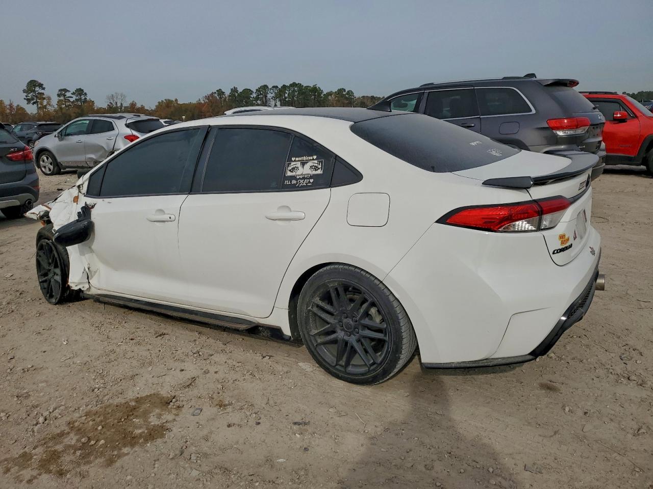 2021 TOYOTA COROLLA SE photo 2