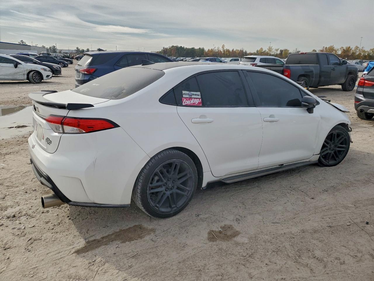 2021 TOYOTA COROLLA SE photo 3