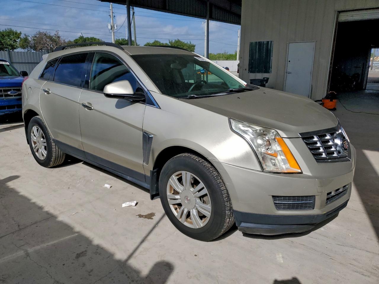 2016 CADILLAC SRX photo 4