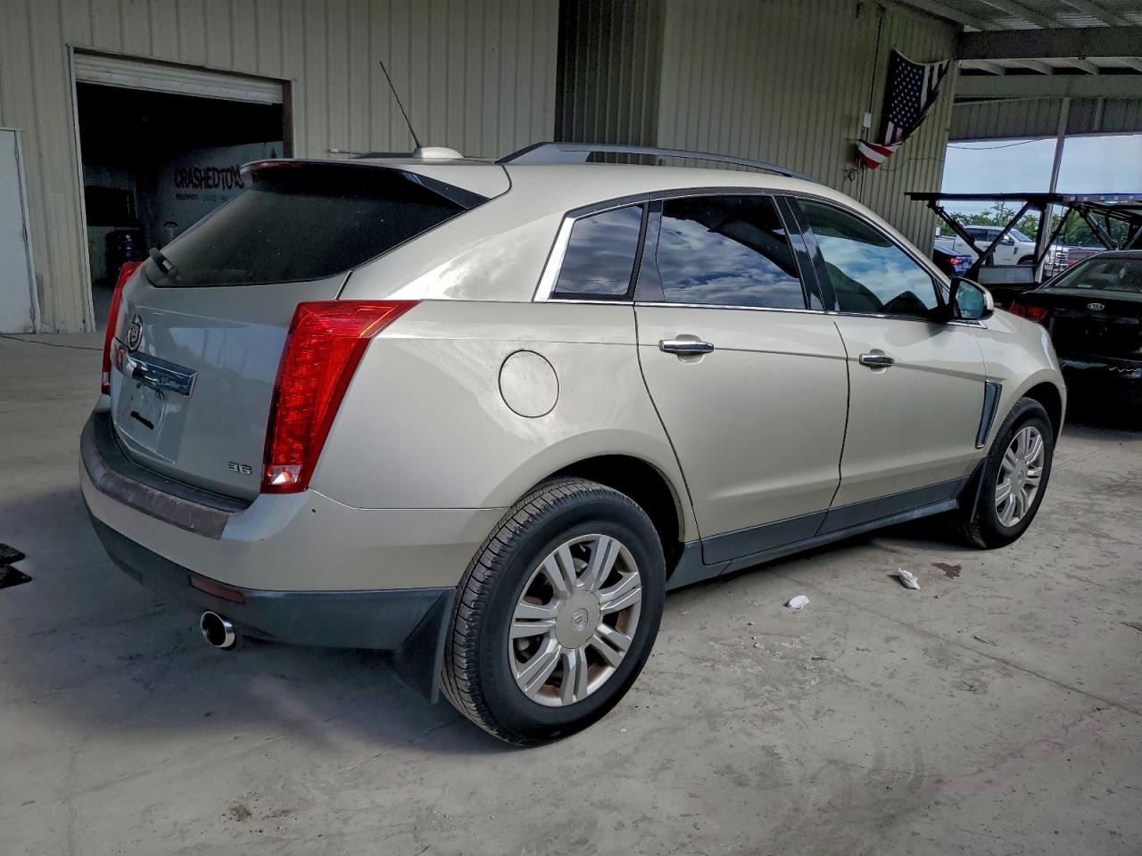 2016 CADILLAC SRX photo 3