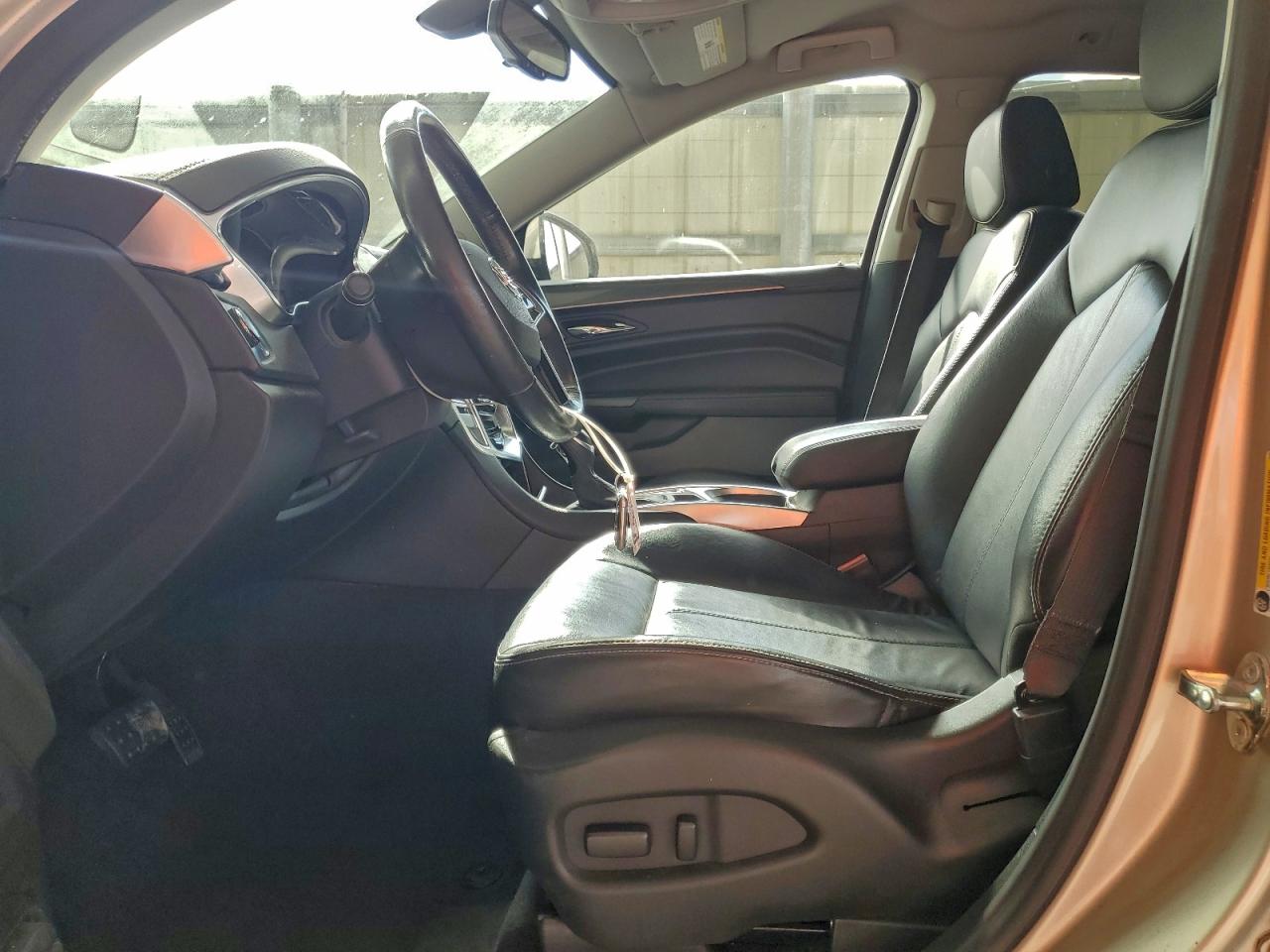 2016 CADILLAC SRX photo 7