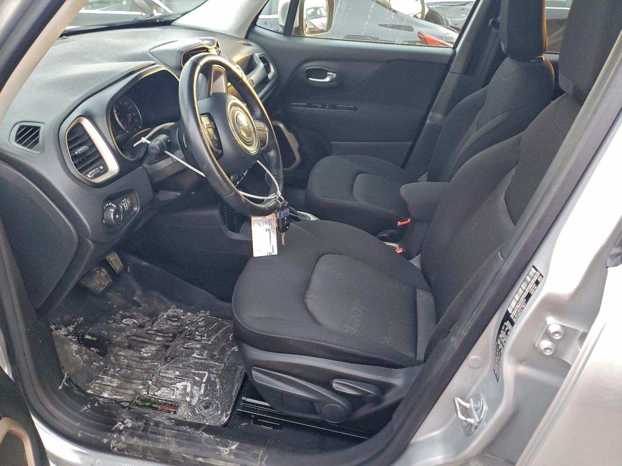 2015 JEEP RENEGADE LATITUDE photo 7