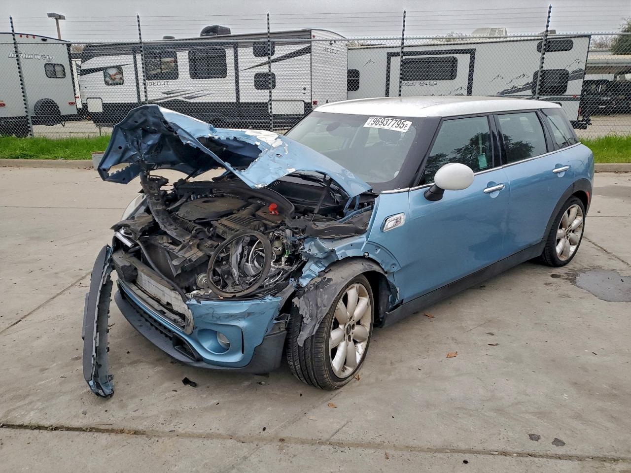 2017 MINI COOPER