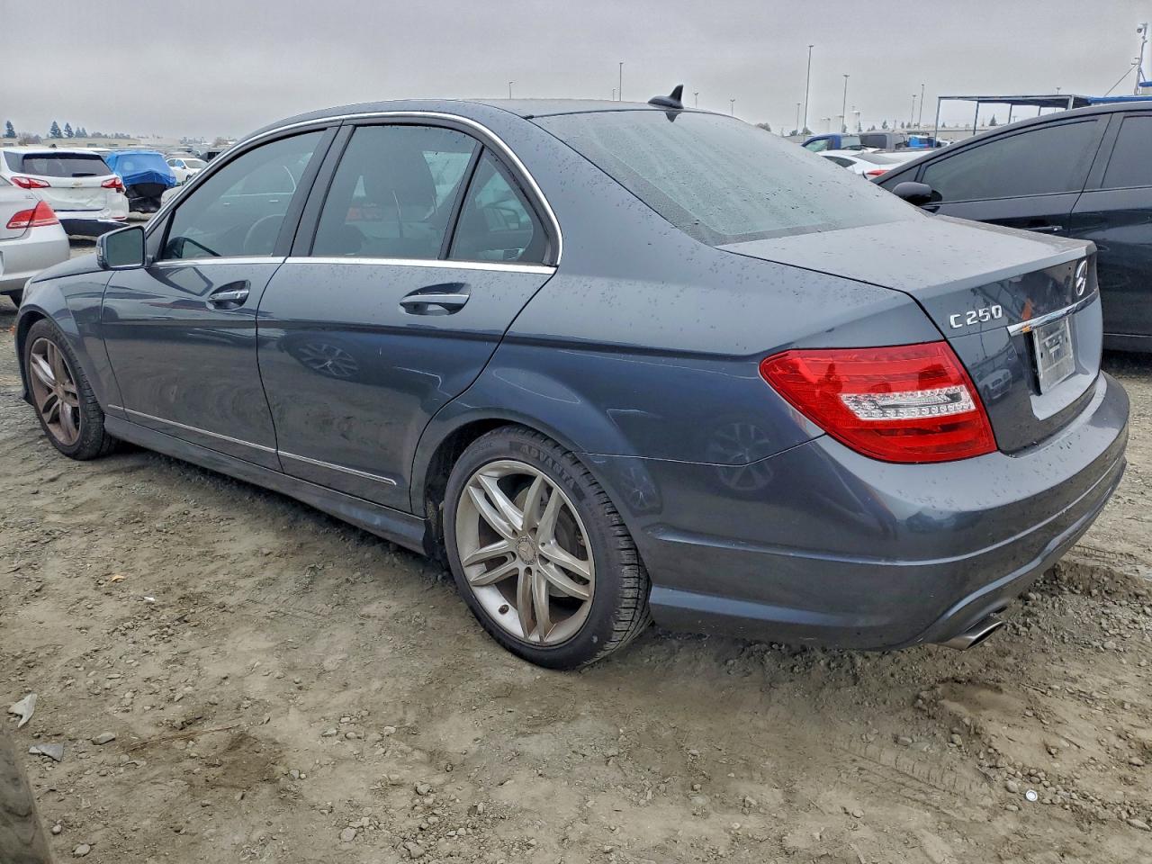 2014 MERCEDES-BENZ C 250 photo 2