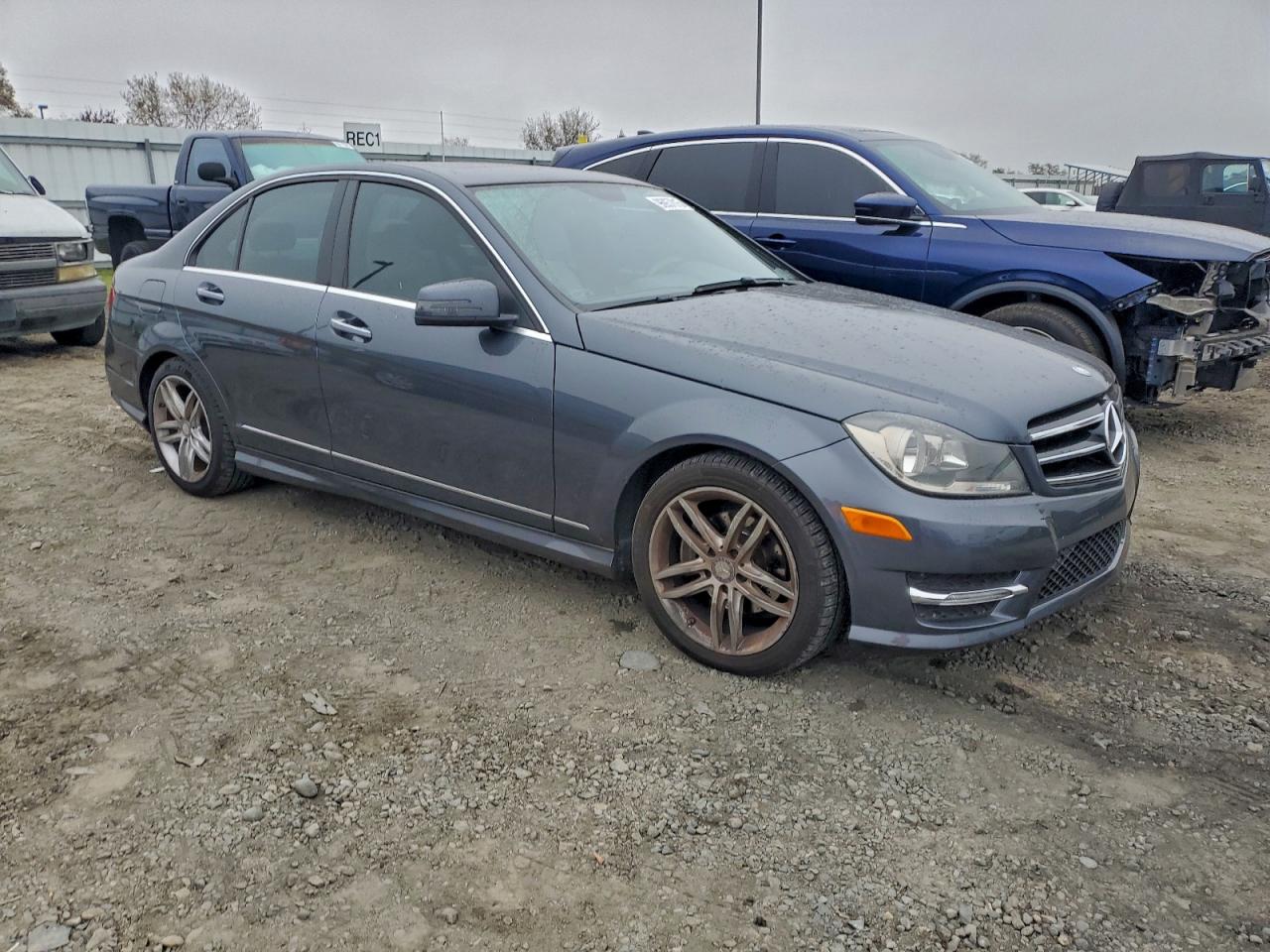 2014 MERCEDES-BENZ C 250 photo 4