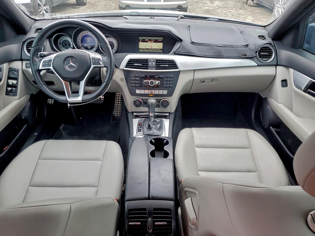 2014 MERCEDES-BENZ C 250 photo 8
