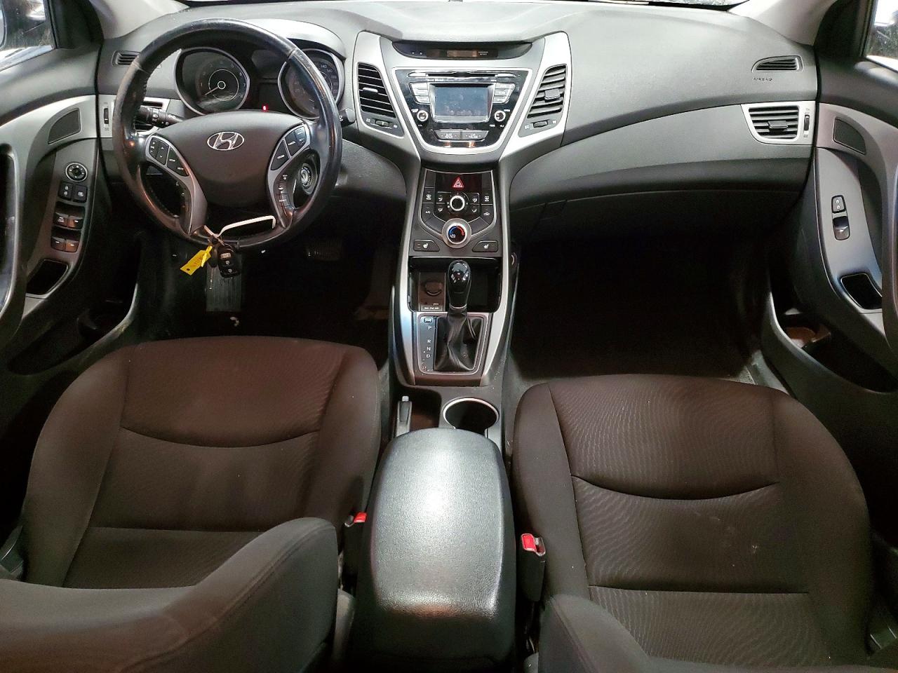 2016 HYUNDAI ELANTRA SE photo 22