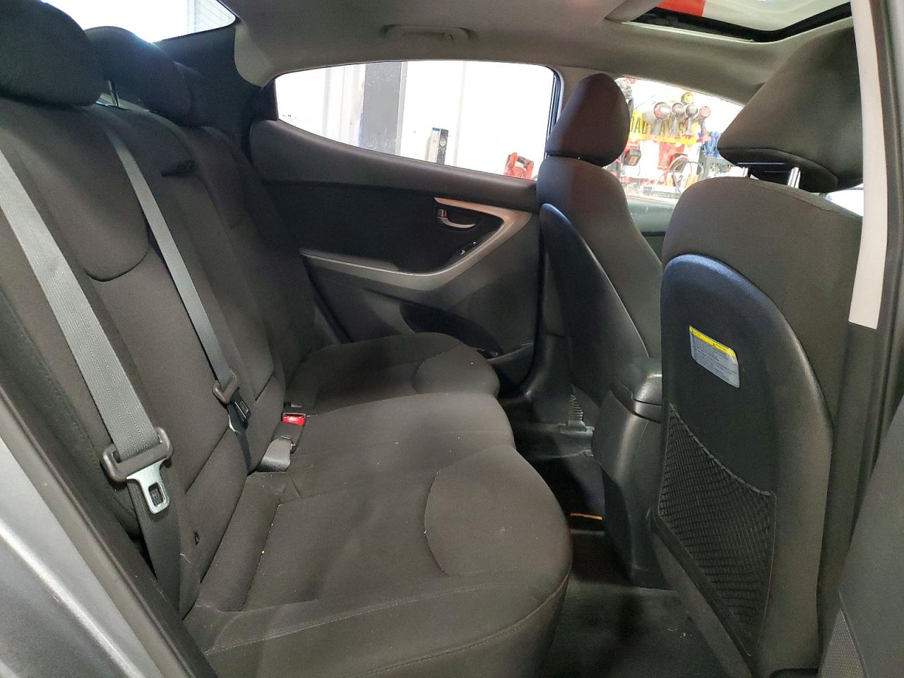 2016 HYUNDAI ELANTRA SE photo 28