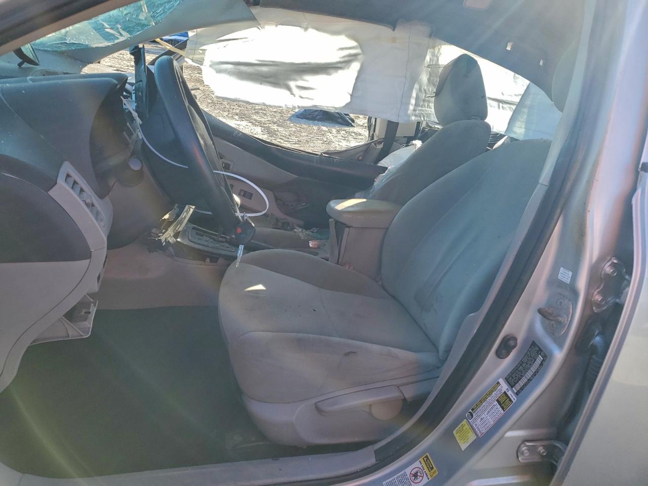 2013 TOYOTA COROLLA BASE photo 7