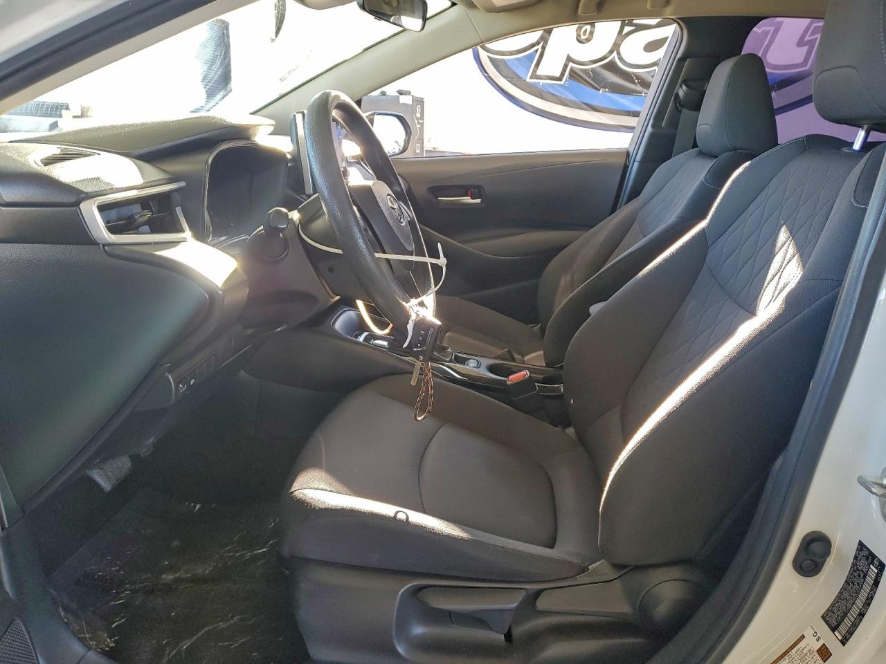 2020 TOYOTA COROLLA LE photo 7