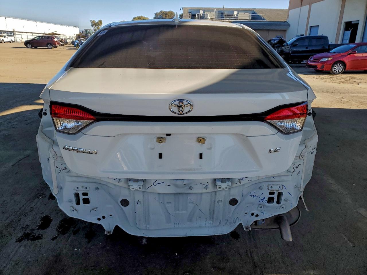 2020 TOYOTA COROLLA LE photo 6