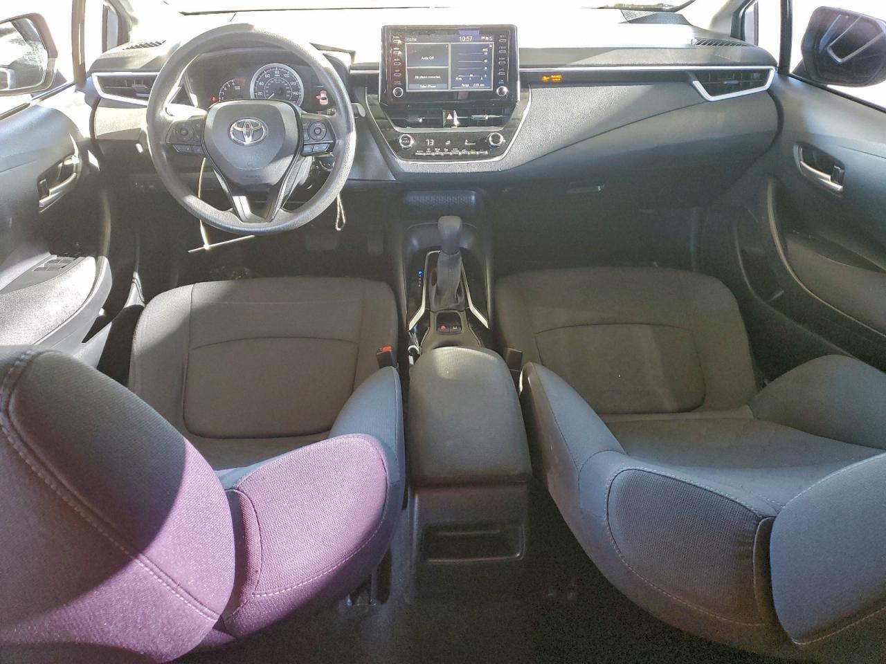 2020 TOYOTA COROLLA LE photo 8