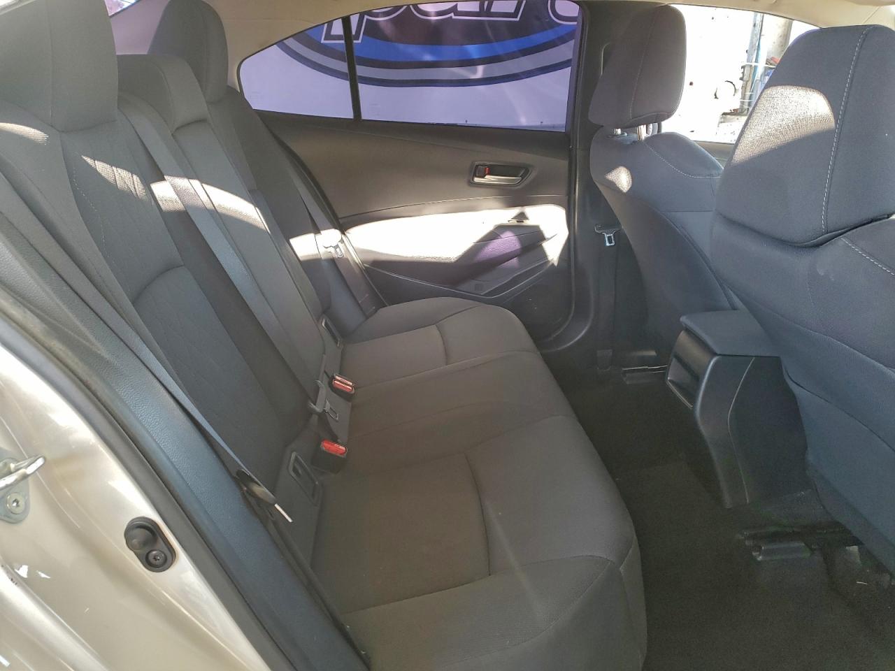 2020 TOYOTA COROLLA LE photo 10