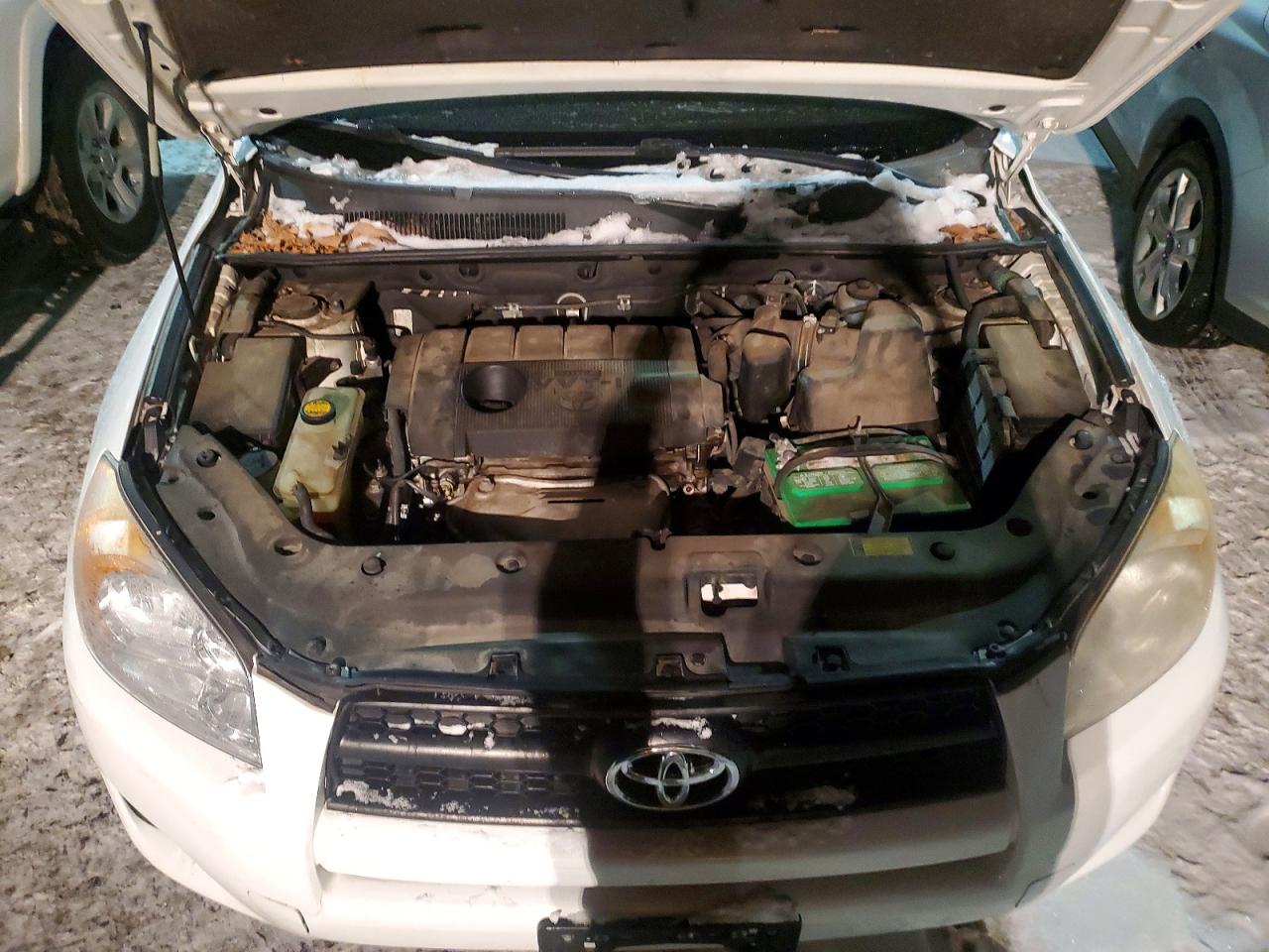 2011 TOYOTA RAV4 photo 23