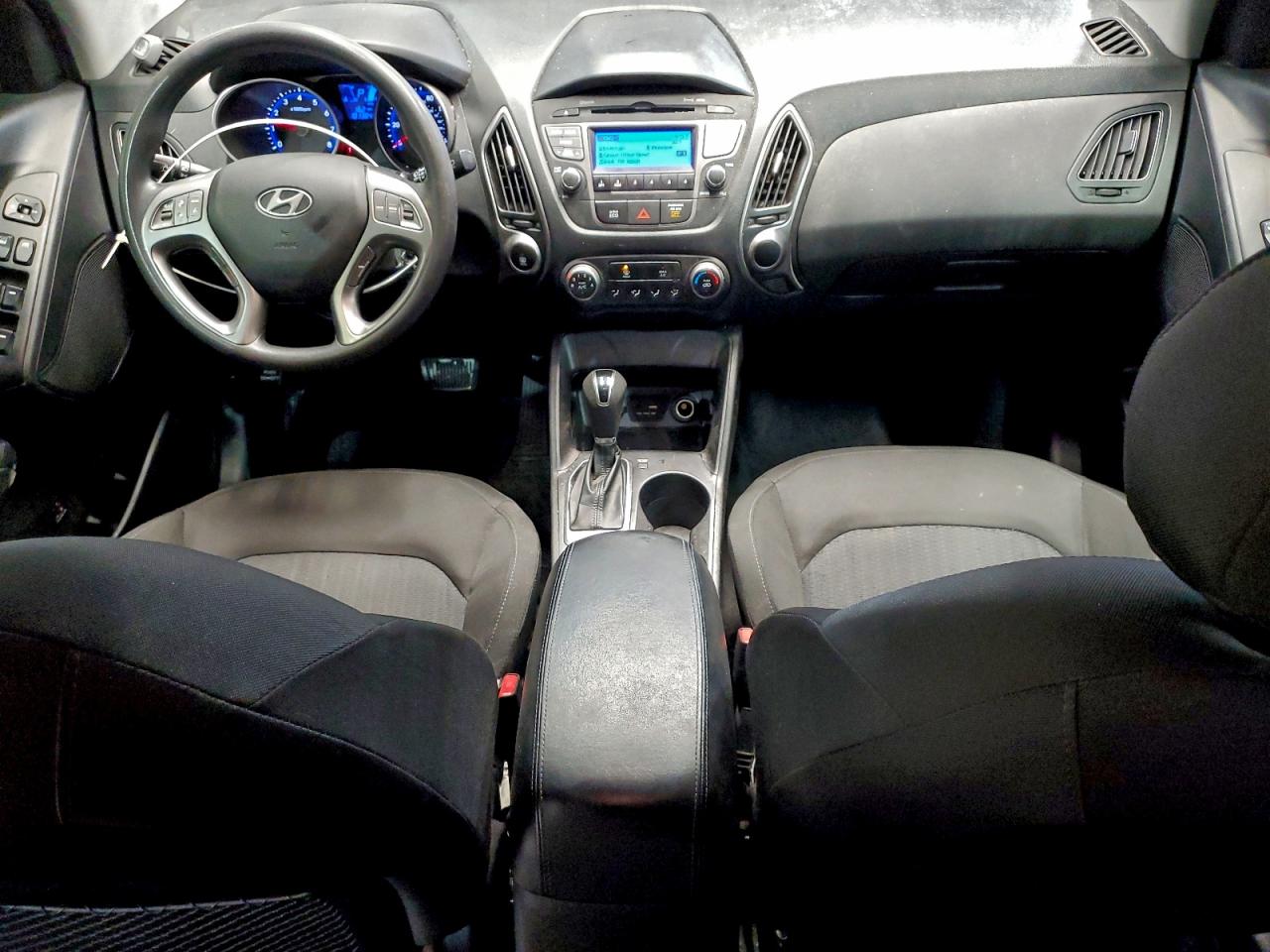 2015 HYUNDAI TUCSON GLS photo 8