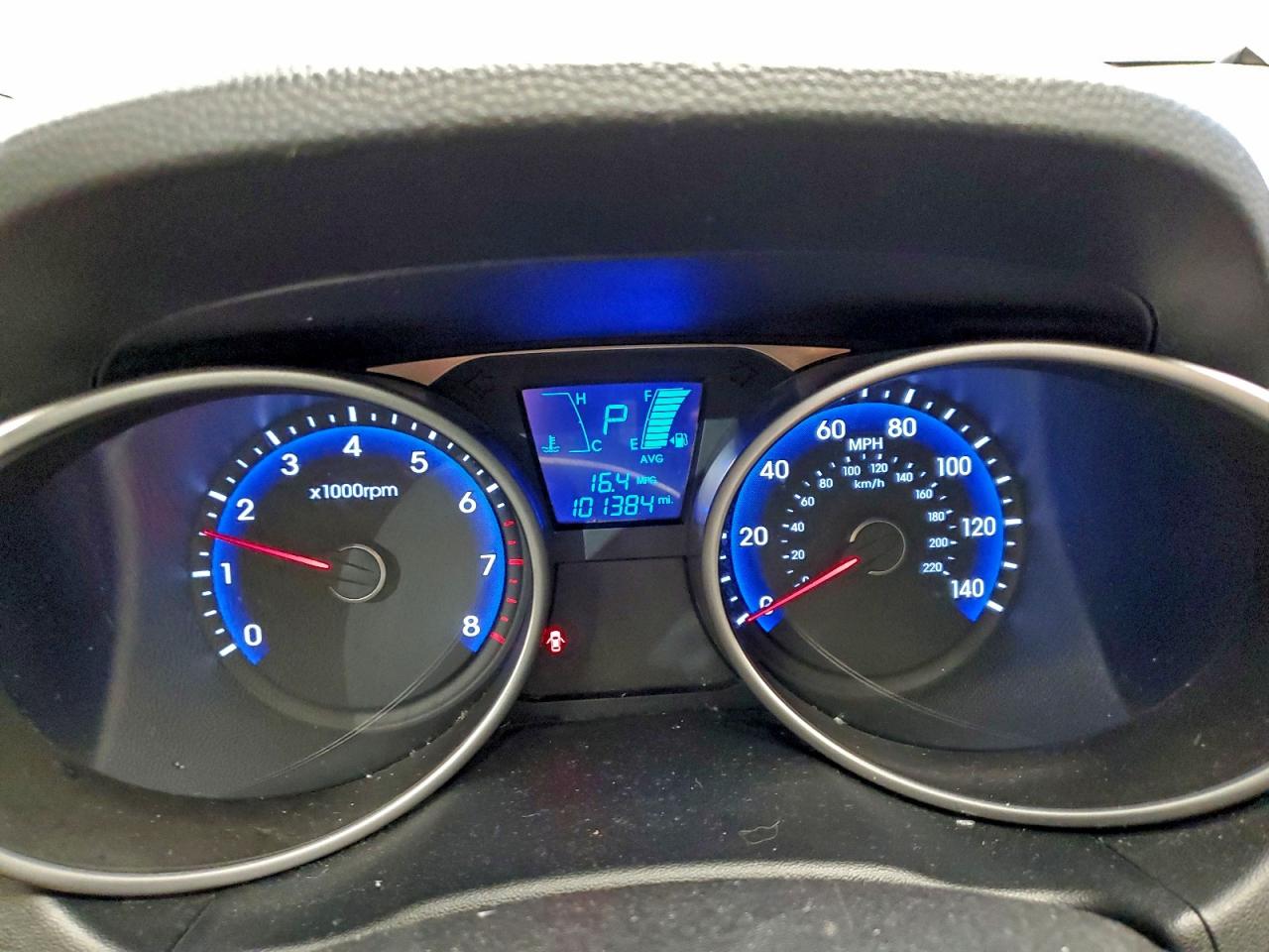 2015 HYUNDAI TUCSON GLS photo 9