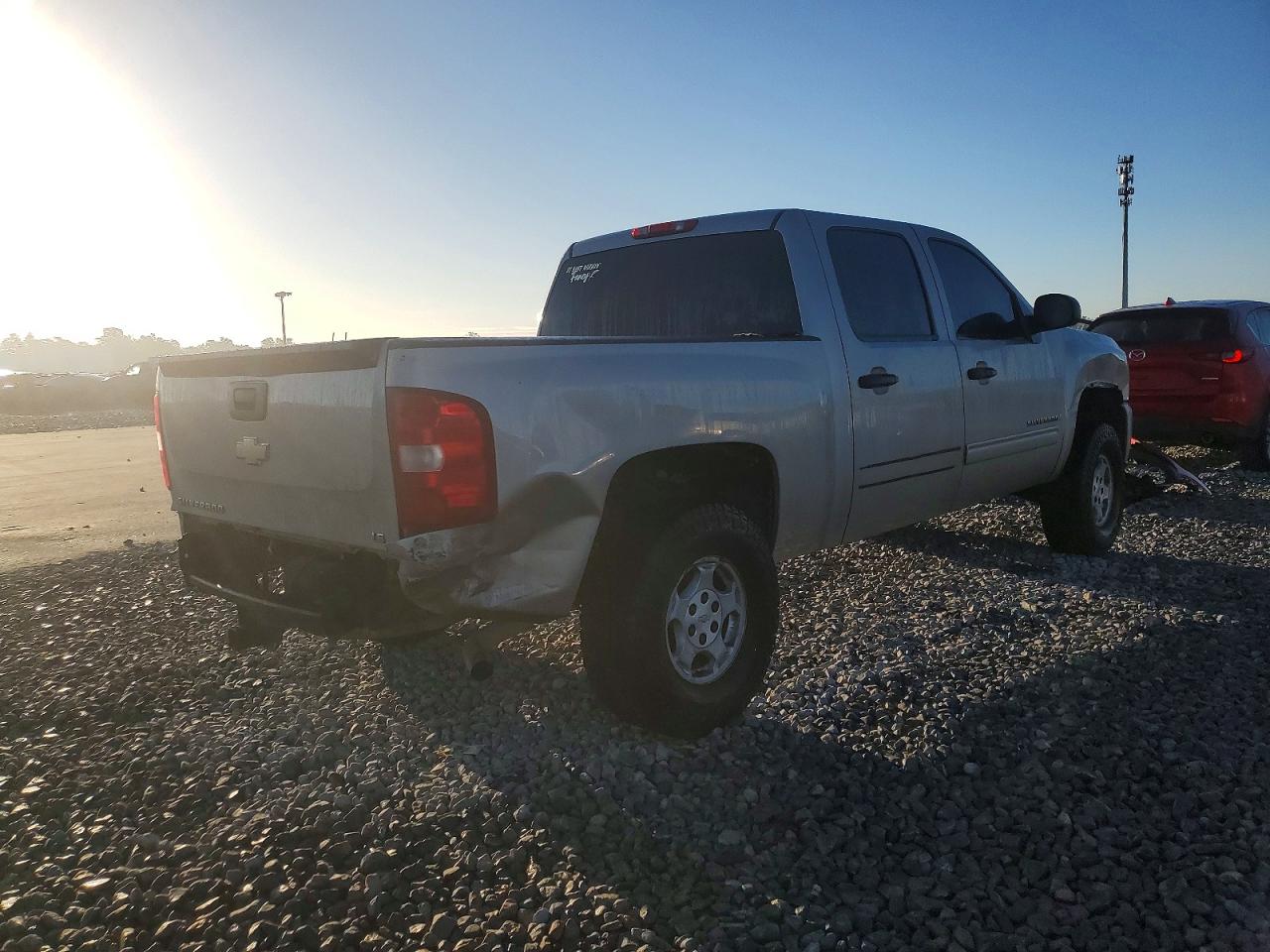2009 CHEVROLET SILVERADO C1500 photo 3