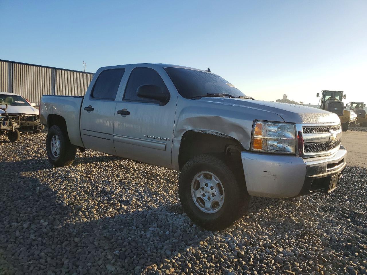 2009 CHEVROLET SILVERADO C1500 photo 4
