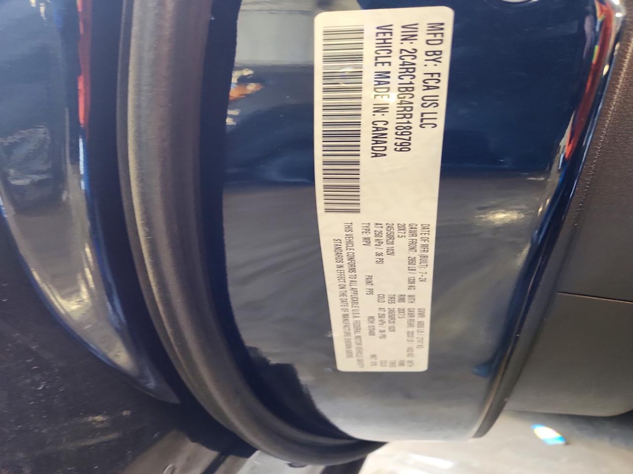 2024 CHRYSLER PACIFICA TOURING L photo 14