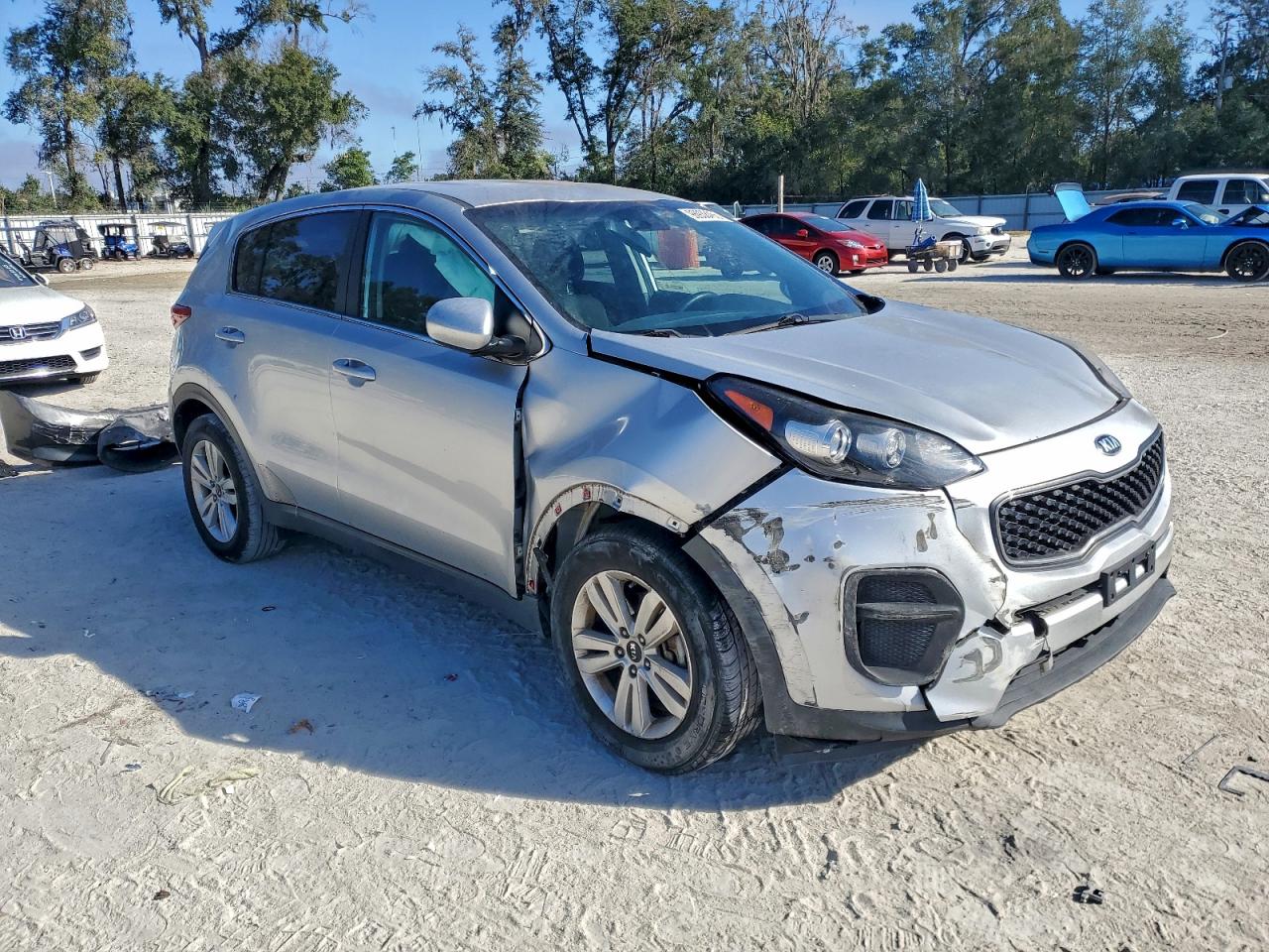 2019 KIA SPORTAGE LX photo 4