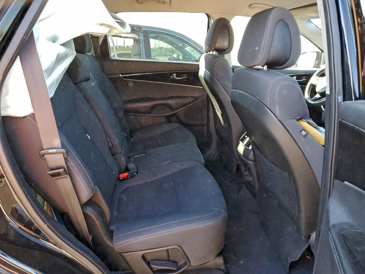 2016 KIA SORENTO LX photo 10
