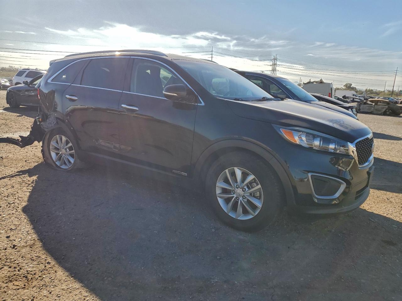 2016 KIA SORENTO LX photo 4