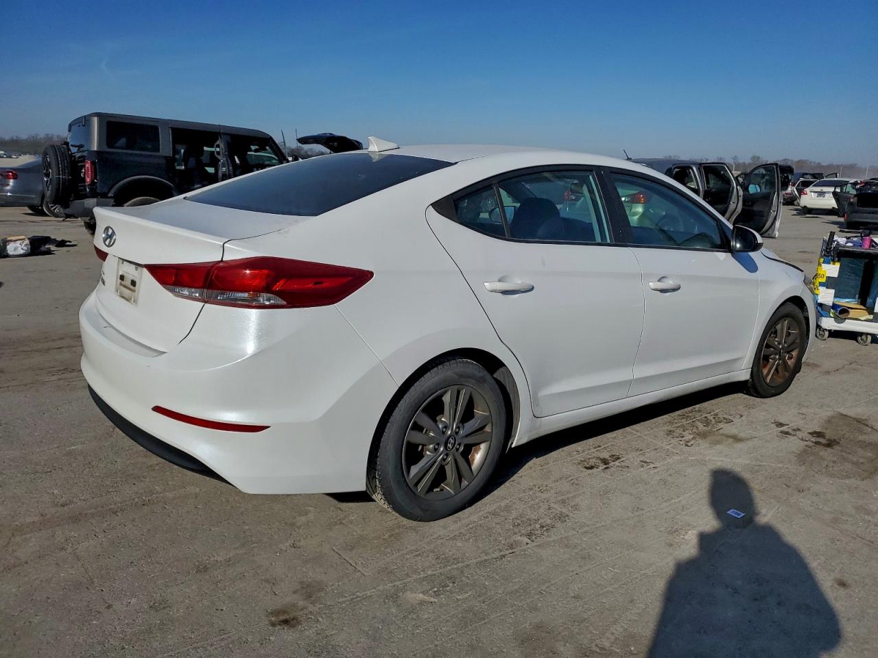 2018 HYUNDAI ELANTRA SEL photo 3