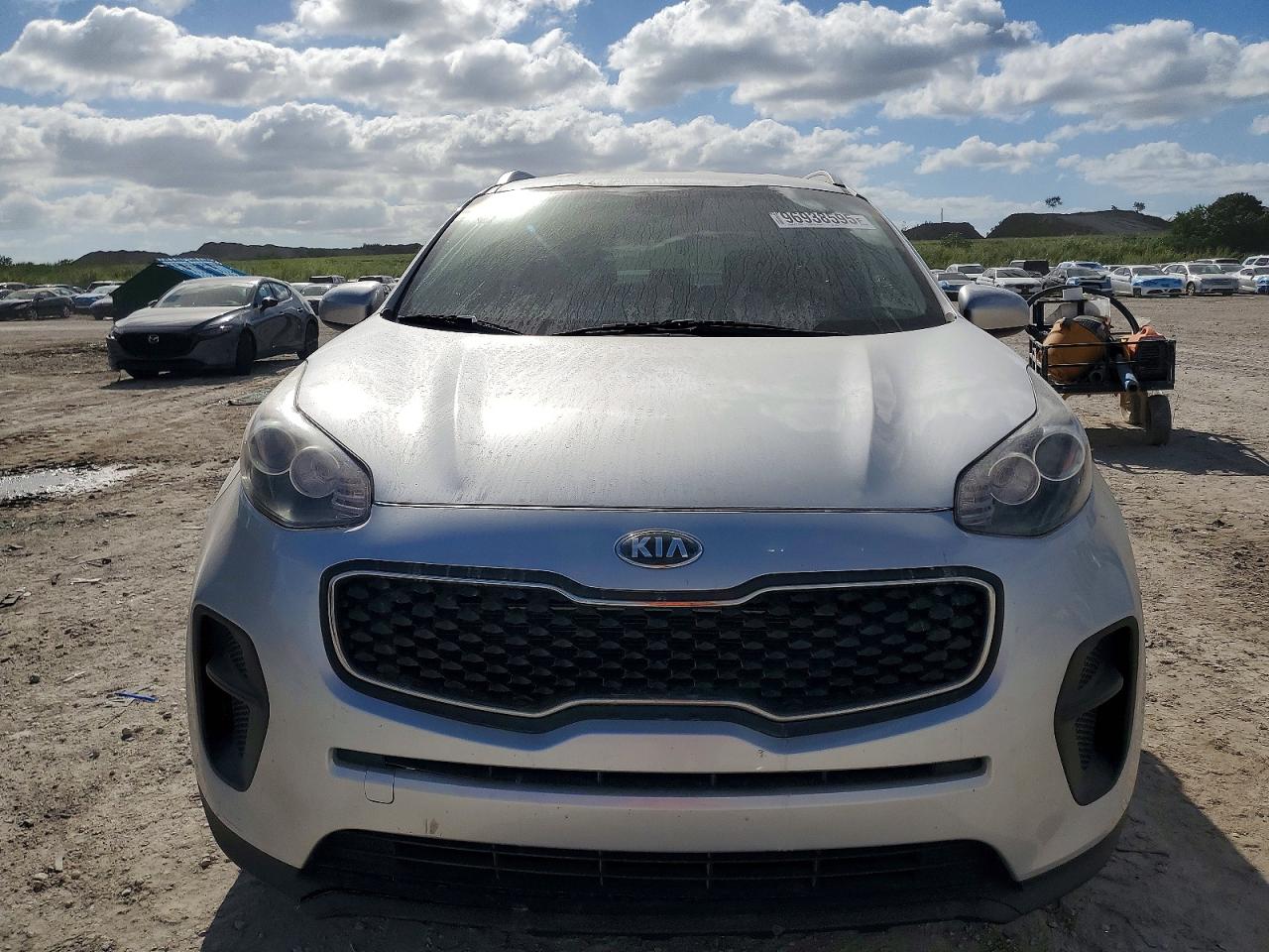 2019 KIA SPORTAGE LX photo 5
