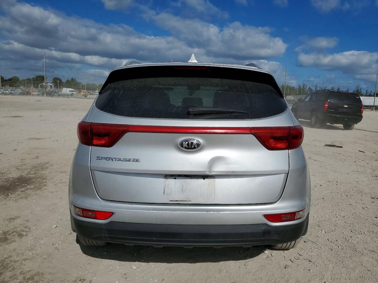 2019 KIA SPORTAGE LX photo 6