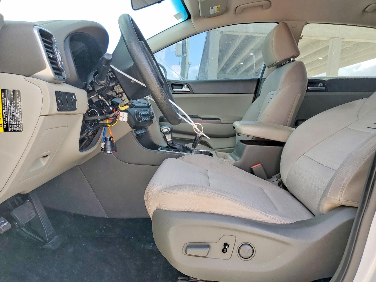 2019 KIA SPORTAGE LX photo 7