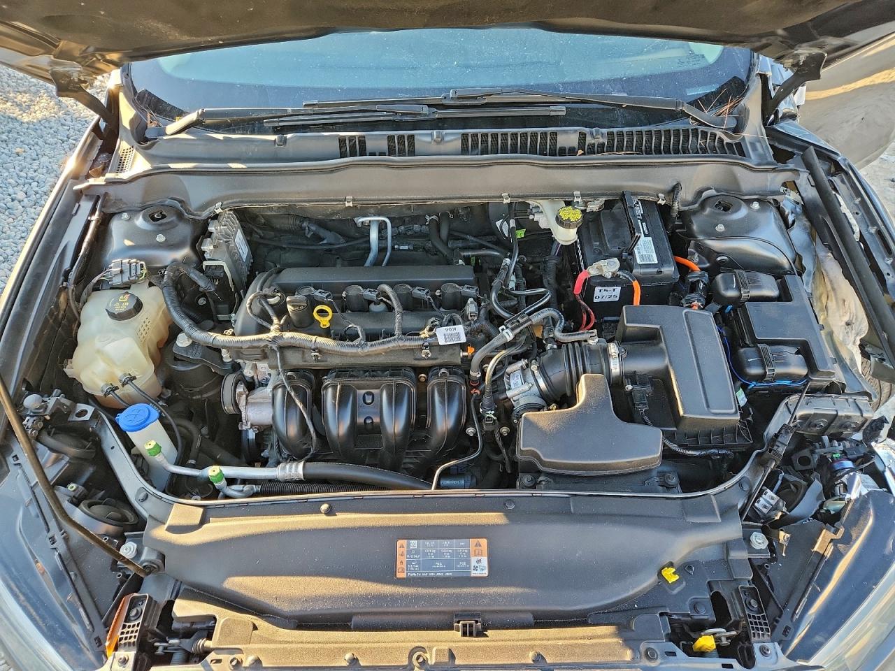 2017 FORD FUSION SE photo 11