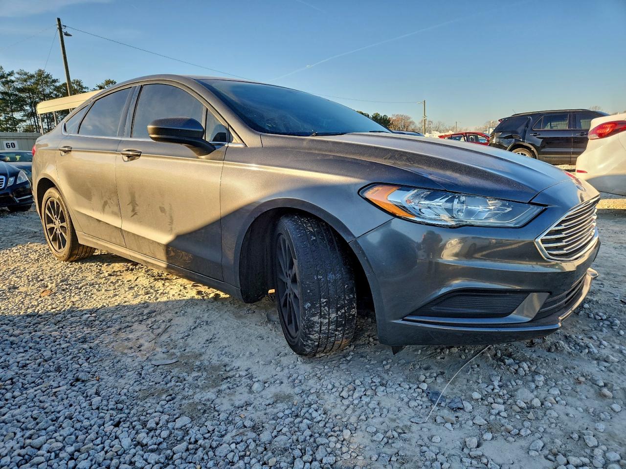 2017 FORD FUSION SE photo 4