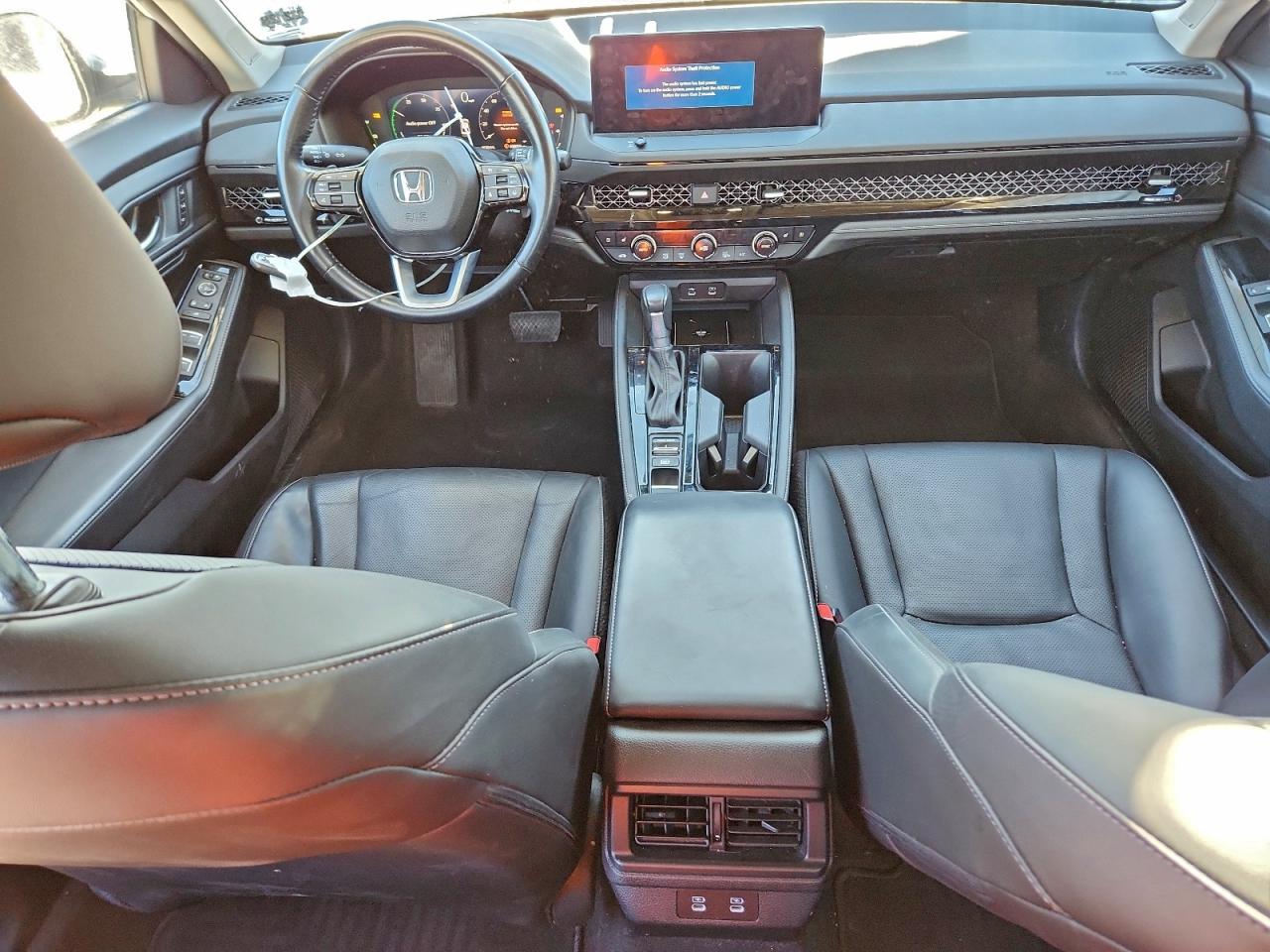 2024 HONDA ACCORD TOURING HYBRID photo 8