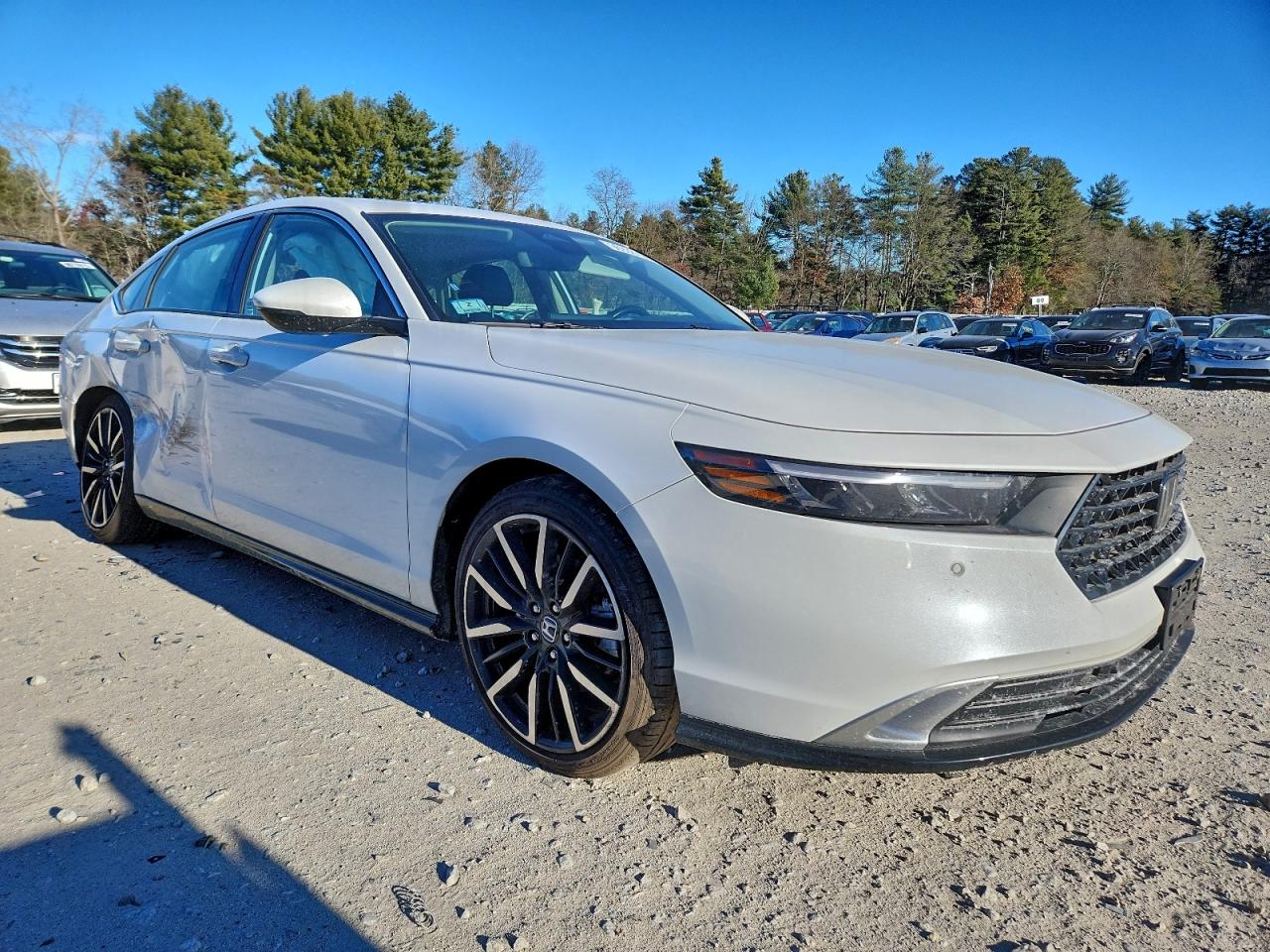 2024 HONDA ACCORD TOURING HYBRID photo 4