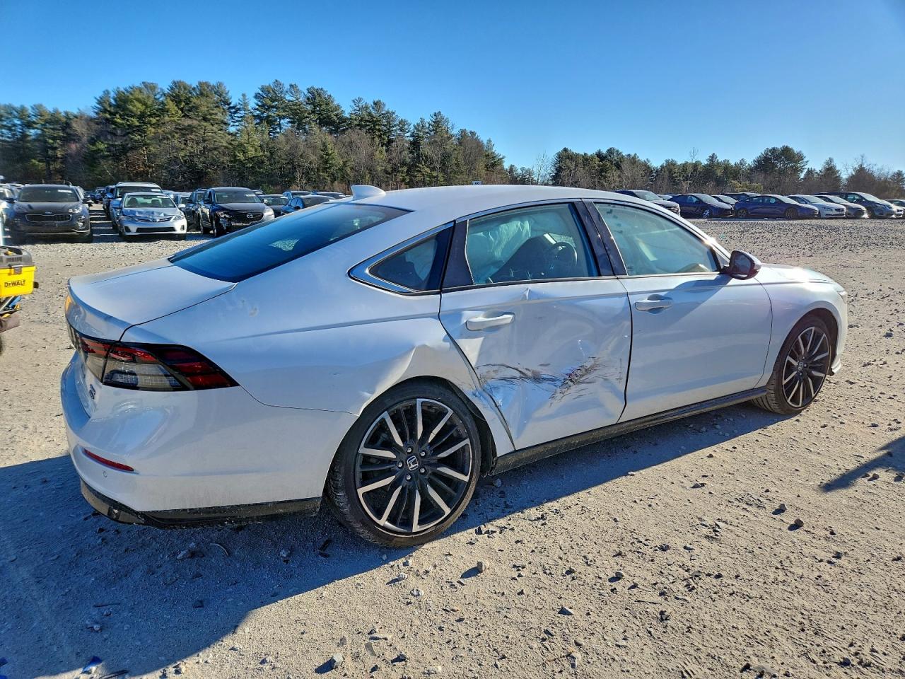 2024 HONDA ACCORD TOURING HYBRID photo 3