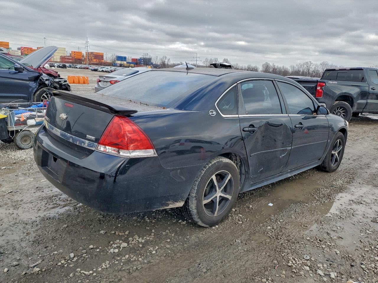 2009 CHEVROLET IMPALA photo 3