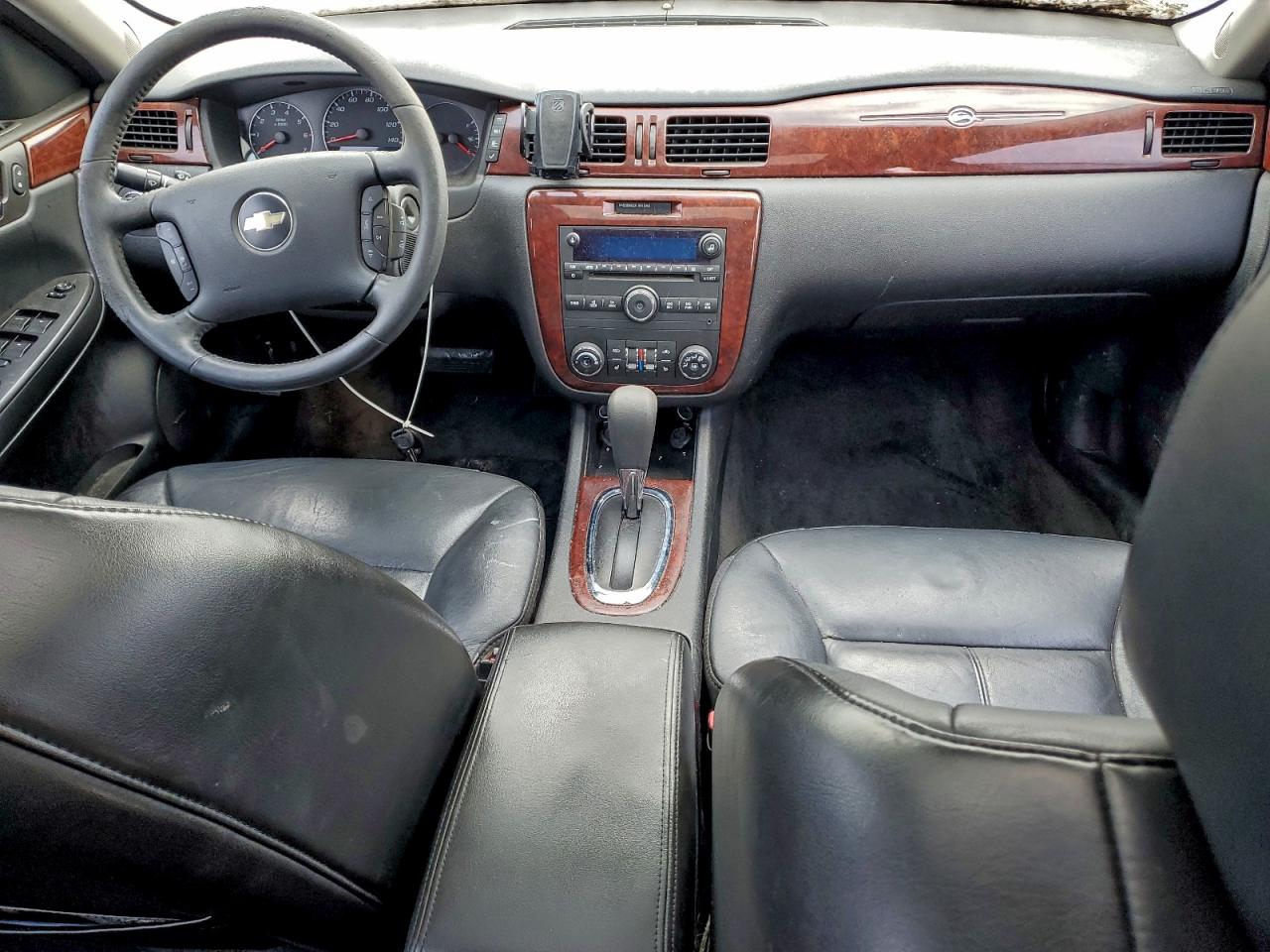 2009 CHEVROLET IMPALA photo 8