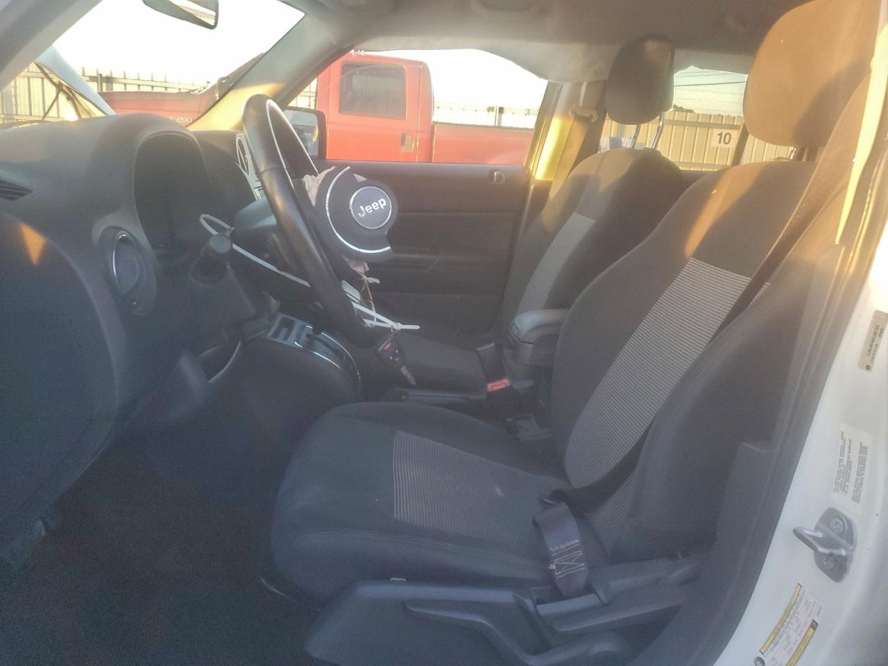 2014 JEEP PATRIOT LATITUDE photo 7