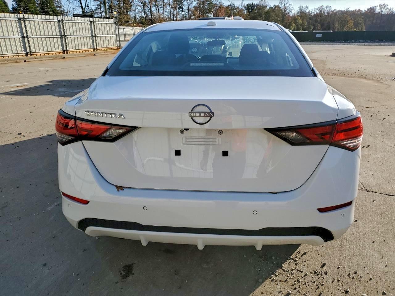2025 NISSAN SENTRA SV photo 6